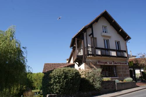 Hostellerie La Terrasse : Hotel near Issepts