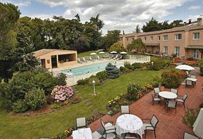 Logis Le Rabelais : Hotel near Saint-Laurent-de-la-Salle