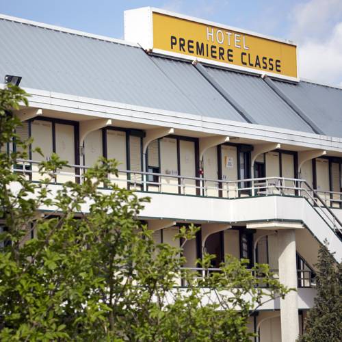 Premiere Classe Bourges : Hotel near Sainte-Fauste