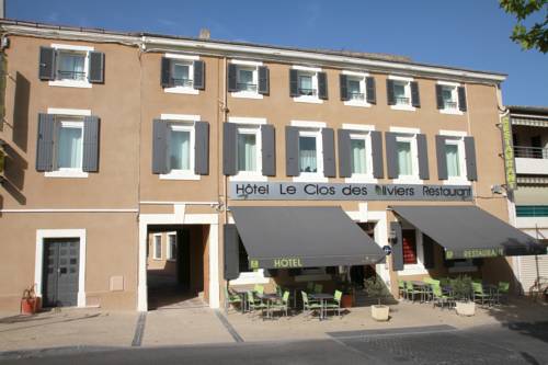 Logis Hotel Le Clos Des Oliviers : Hotel near Pierrelatte