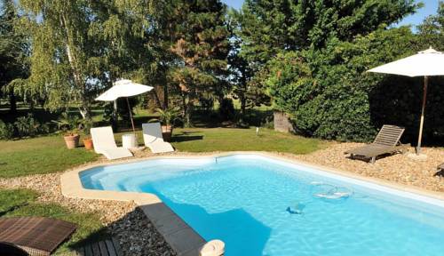 La Petite Girondine : Bed and Breakfast near Moulin-Neuf