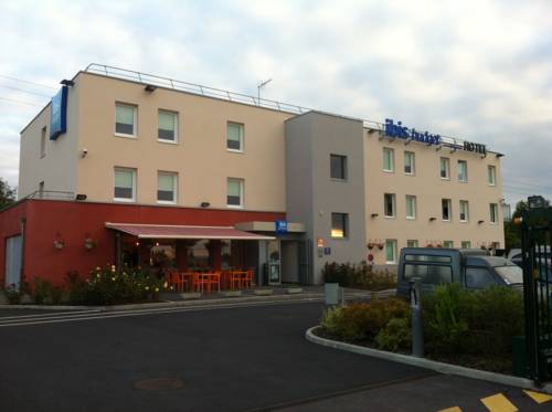 ibis budget Noyon : Hotel near Contescourt