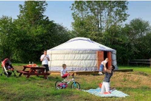 Yourtes du Moulin Bertrand : Guest accommodation near Hartennes-et-Taux