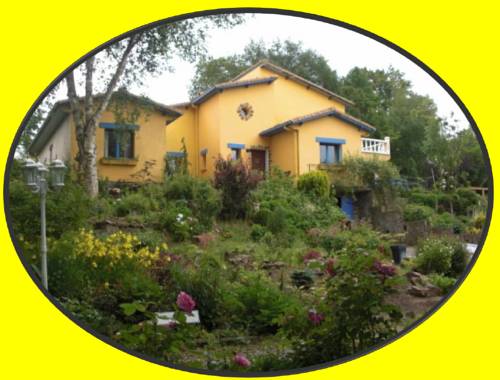 La Maison Aux Fleurs : Bed and Breakfast near Nuncq-Hautecôte