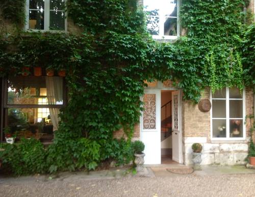 Chambres D'Hôtes La Villa Aliénor : Hotel near Eure