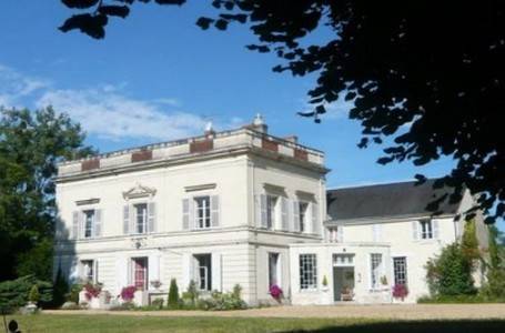 Les Longchamps : Bed and Breakfast near La Breille-les-Pins