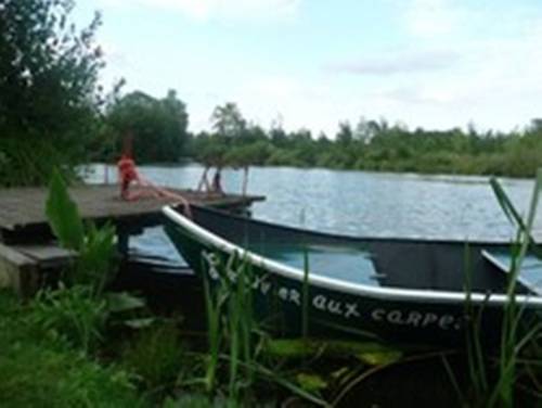 Camping du Vivier aux Carpes : Guest accommodation near Contescourt