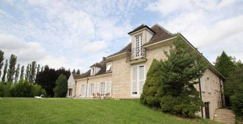 Château de Port-sur-Saône : Bed and Breakfast near Quenoche
