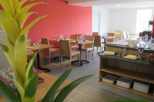 Best Hotel Reims Croix Blandin : Hotel near Prosnes
