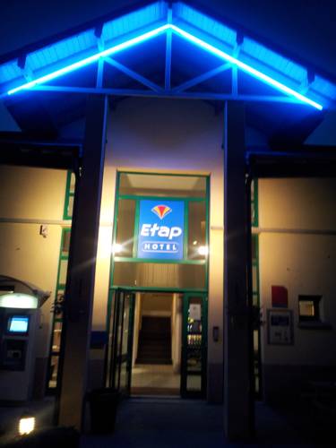ibis budget Issoudun : Hotel near Sainte-Fauste