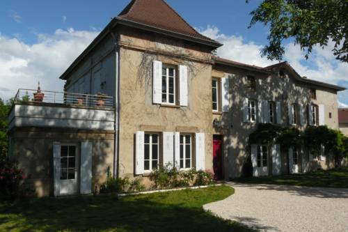 Chambres d'hôtes Du Goût et des Couleurs : Bed and Breakfast near Vaulx-Milieu