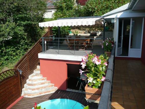 La Colline aux Yeux Doubs : Bed and Breakfast near Quenoche