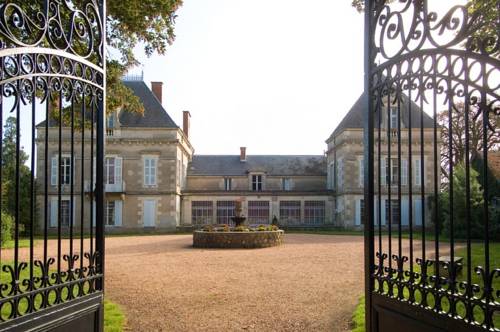 Château de Gerbe : Bed and Breakfast near Le Mayet-d'École