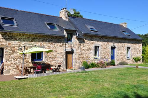 La Grange des Chouans : Bed and Breakfast near Plouray