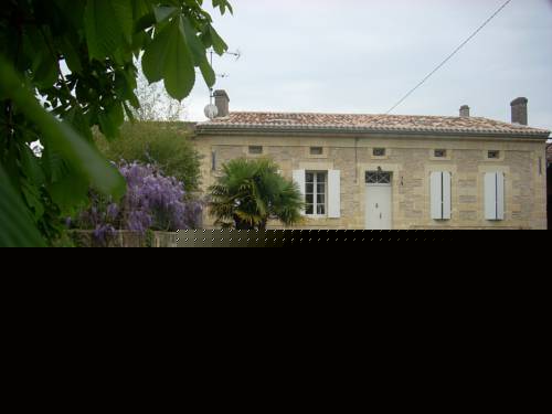 Sous les Marronniers : Bed and Breakfast near Moulin-Neuf