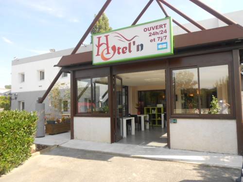 Hôtel N : Hotel near Beaurepaire