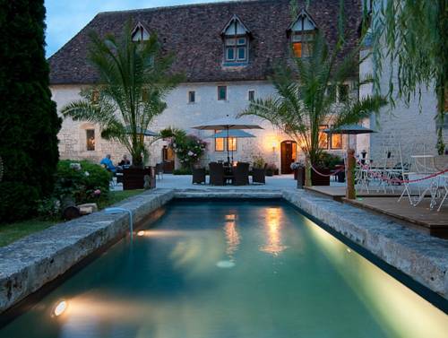 Le Couvent des Cordeliers : Bed and Breakfast near Romazières