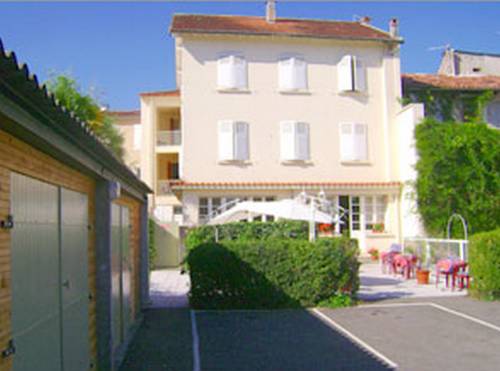 Hôtel La Flamme Rouge : Hotel near Ariège