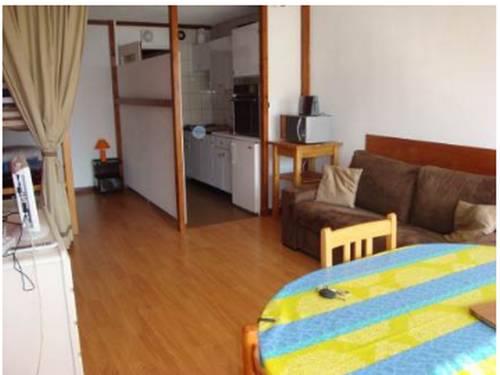 Appartement Belle Etoile : Apartment near Renédale