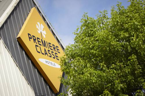 Premiere Classe Angoulême La Couronne : Hotel near Saint-Simeux