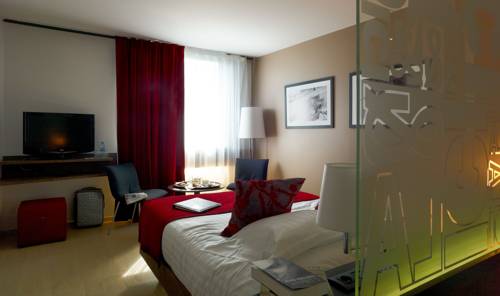 Ici & La : Hotel near Rhône