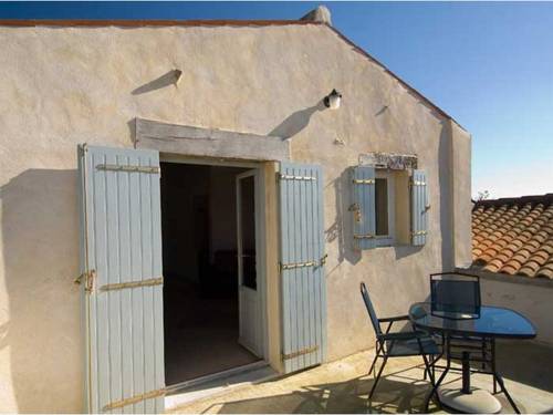 Le Batiment : Guest accommodation near Romazières