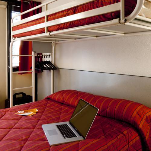 Premiere Classe Villers Saint Paul : Hotel near Beaurepaire