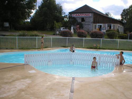 Camping Les Craouès : Guest accommodation near Escanecrabe
