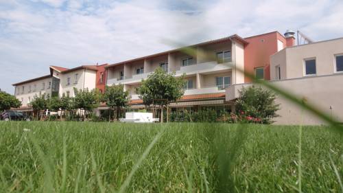 Hotel Le Chatard : Hotel near Fleurieux-sur-l'Arbresle
