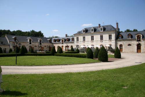 Château De Barive : Hotel near La Bouteille