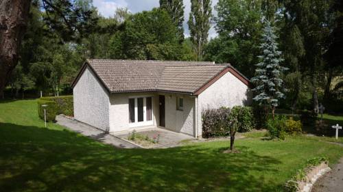 Les Châtaigniers : Hotel near Mouhet