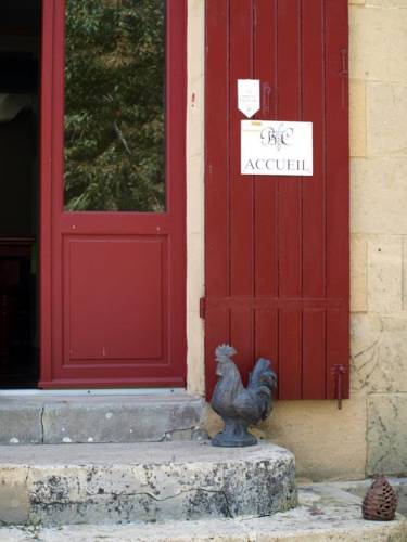 Domaine De Bellevue Cottage : Guest accommodation near Église-Neuve-d'Issac