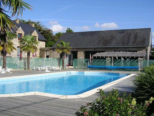 Maison d'Hôtes Les Buissonnets : Guest accommodation near Saint-Molf