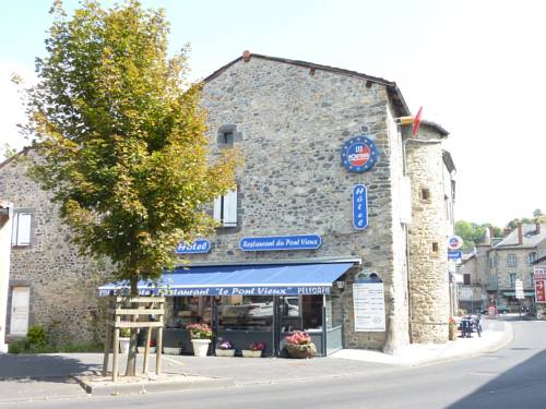 Hôtel Restaurant du Pont-Vieux : Hotel near Cantal