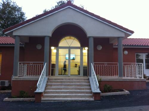 Hostellerie Del Matin Calme : Hotel near Civens