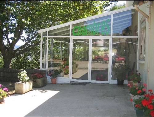 Chambres d'Hôtes La Borie Blanque : Guest accommodation near Saint-Laurent-de-Lévézou
