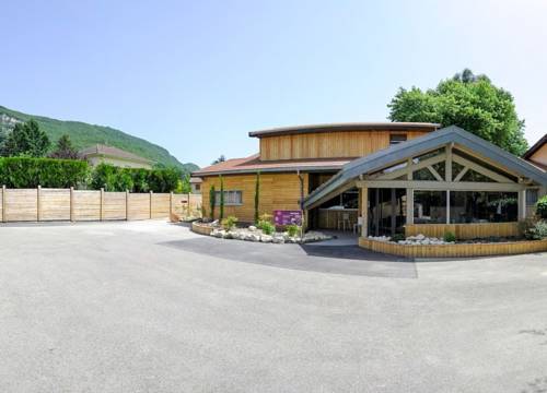 Le Clos du Bois Joli : Bed and Breakfast near Saint-Jean-le-Vieux