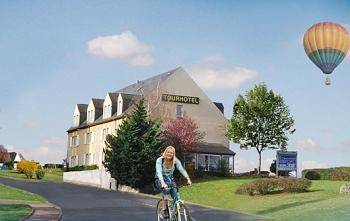 Tourhotel Blois : Hotel near Saint-Claude-de-Diray