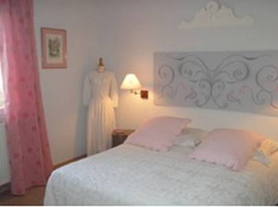 Au Saint Jean : Bed and Breakfast near Groslée