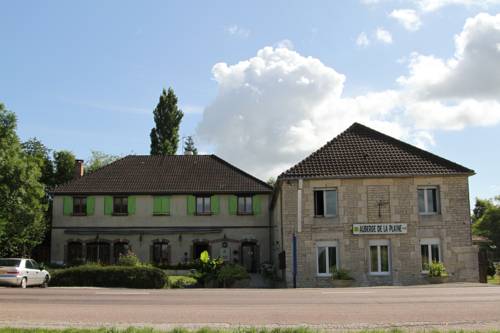 Auberge De La Plaine : Hotel near Lévigny