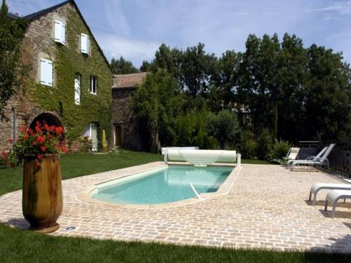 Auberge Le Pailler : Bed and Breakfast near La Canourgue