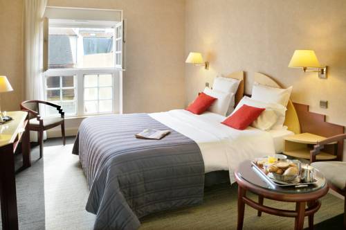 Best Western Poitiers Centre Le Grand Hôtel : Hotel near Ligugé