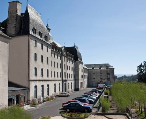 La Maison des Planchettes : Hotel near Cantal