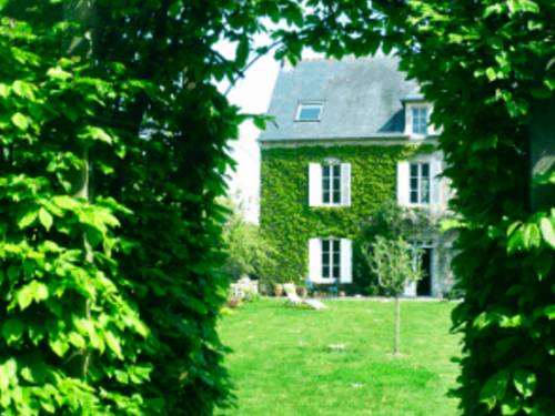 Chambres d'Hôtes Le Clos Poulain : Bed and Breakfast near Ellon
