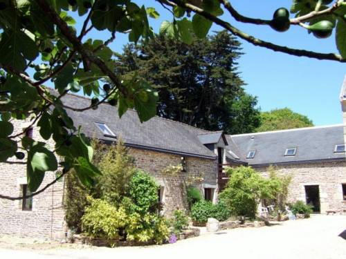 Les Pieds dans l'Herbe : Bed and Breakfast near Tréogan