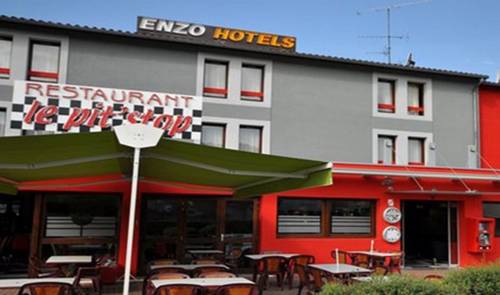 Kyriad Design Enzo Pont-à-Mousson : Hotel near Belleau