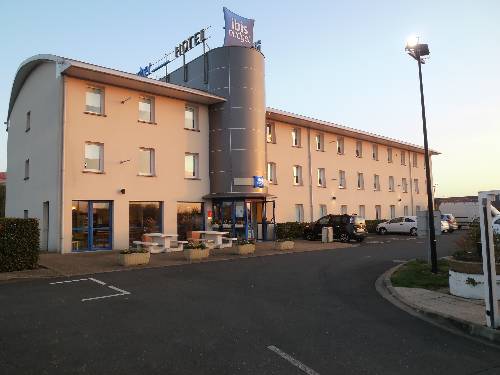 ibis budget Meung sur Loire : Hotel near Lorges