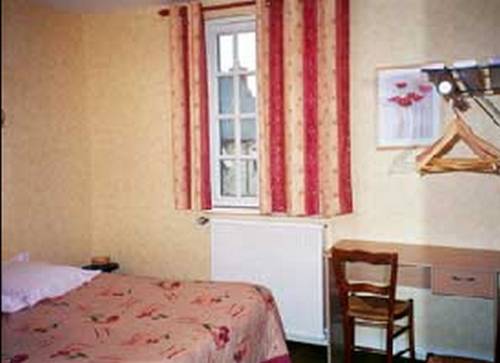 Chambres d'Hôtes de la Ferme Auberge de Mésauboin : Bed and Breakfast near Montreuil-sous-Pérouse