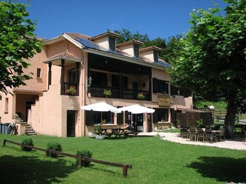 Pyrenées Emotions : Bed and Breakfast near Escanecrabe