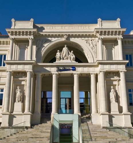 Radisson BLU Hotel Nantes : Hotel near Nantes